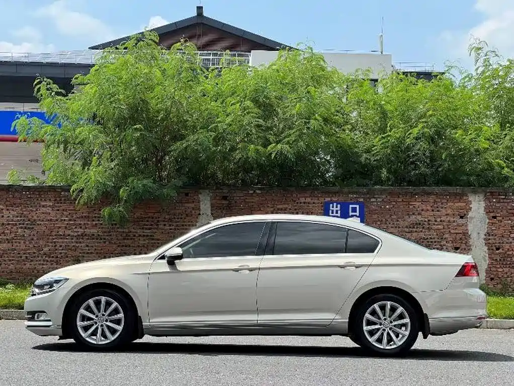 Volkswagen Magotan — миниатюра 9