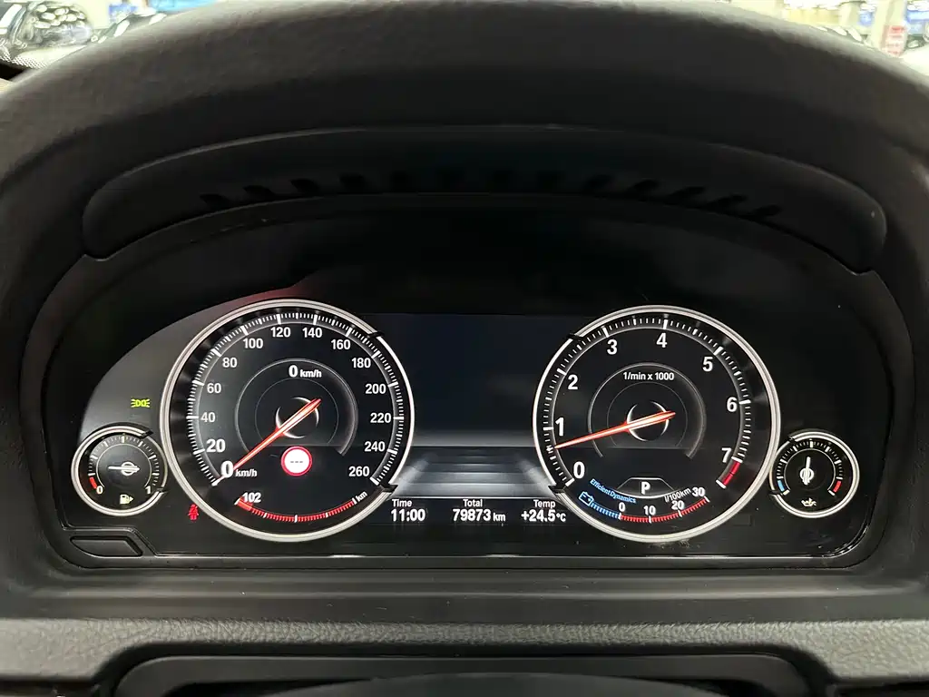 BMW 5 Series GT — миниатюра 10