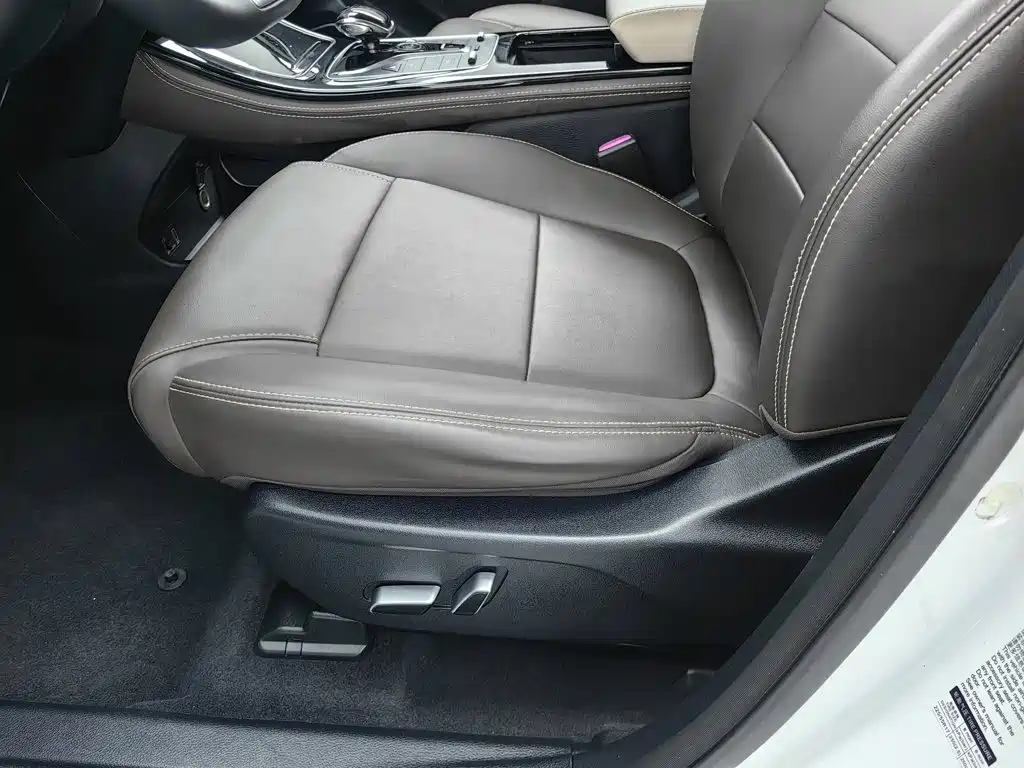 BYD MAX New Energy — миниатюра 20