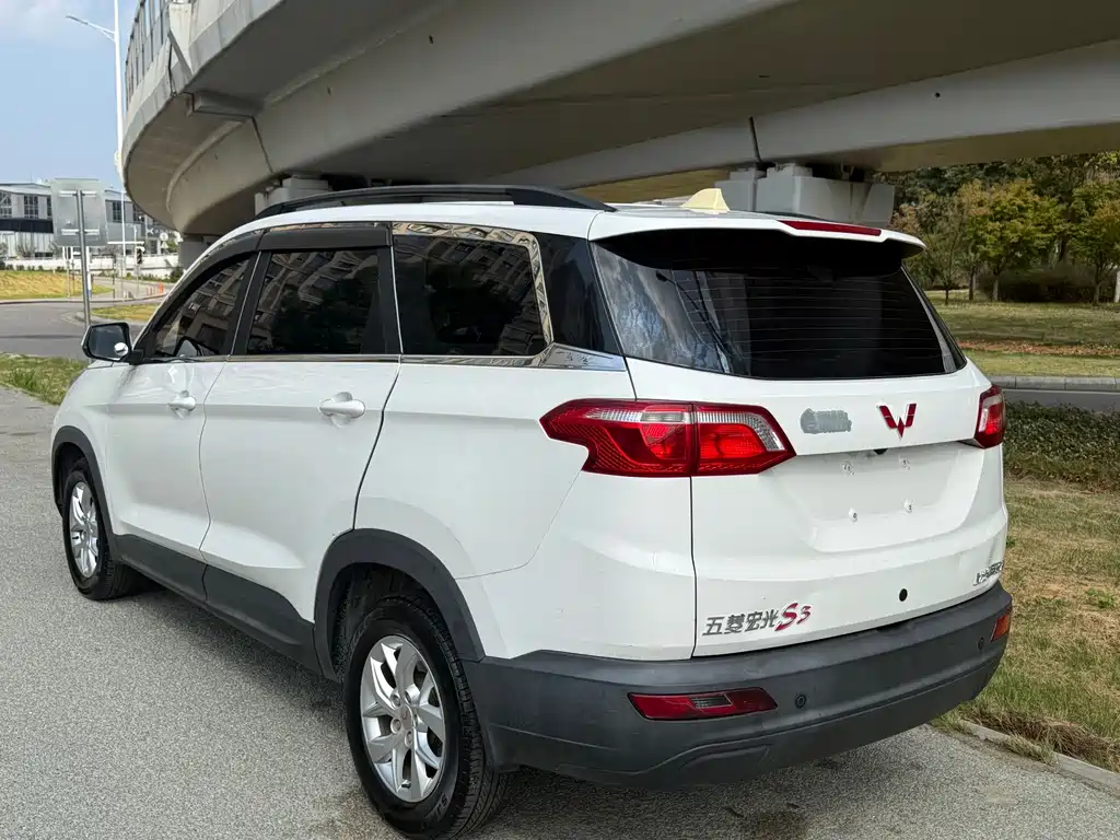 Wuling Hongguang S3 — миниатюра 7