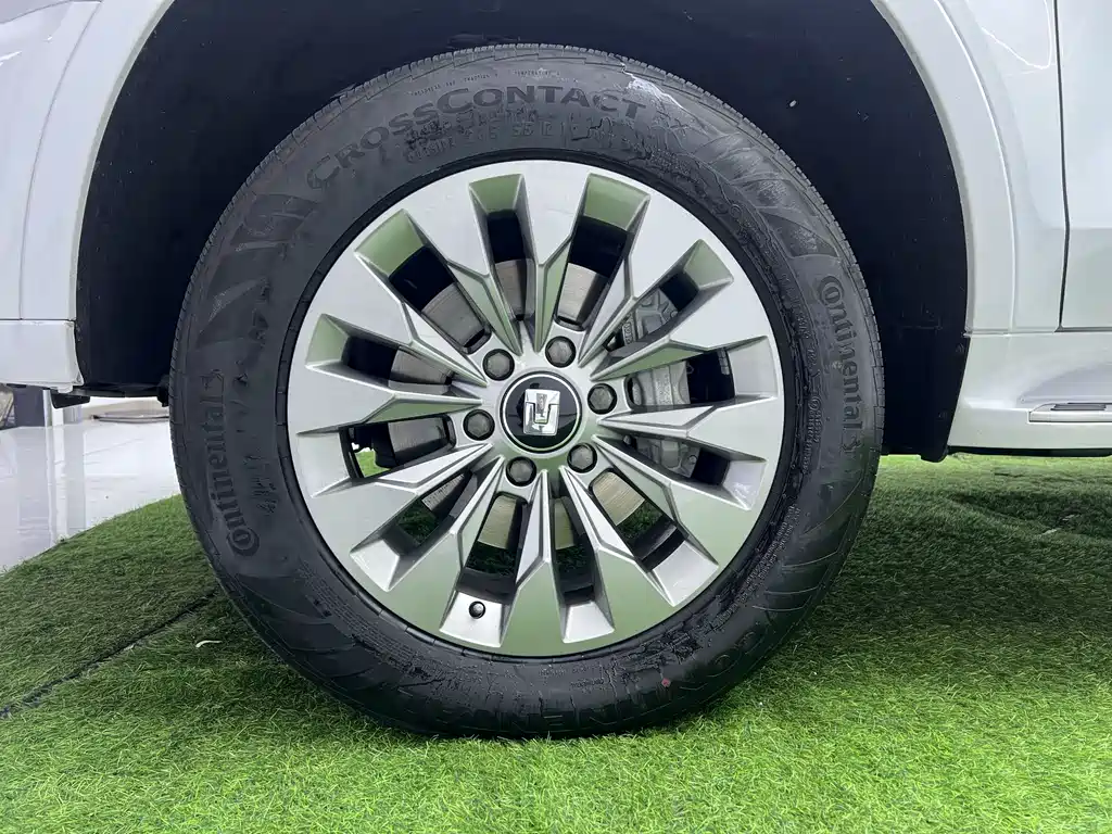 TANK TANK 500 NEW ENERGY