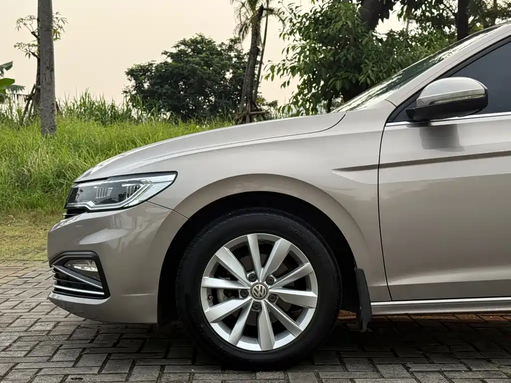 Volkswagen Bora — миниатюра 13