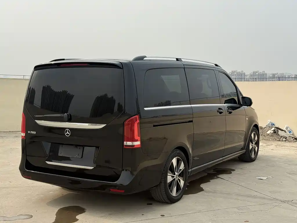 Mercedes-Benz V-Class — миниатюра 6