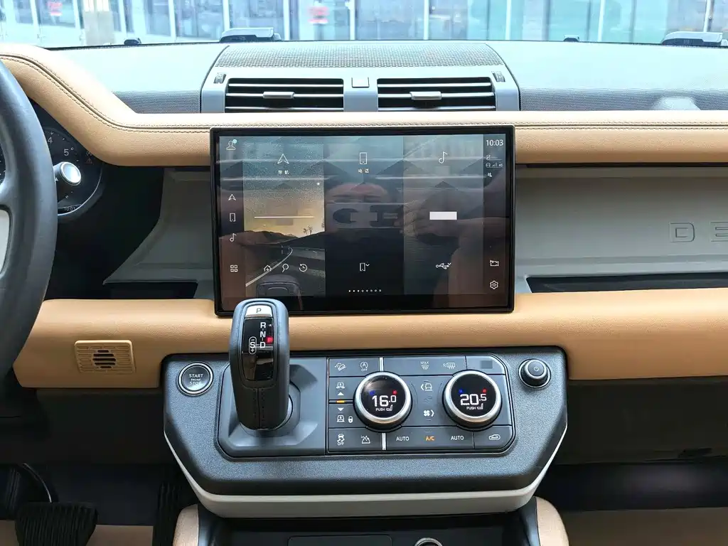 Land Rover Defender — миниатюра 7