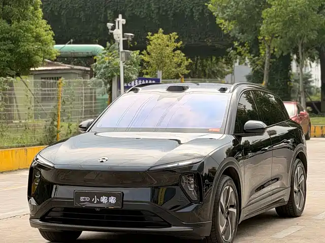 NIO ES6