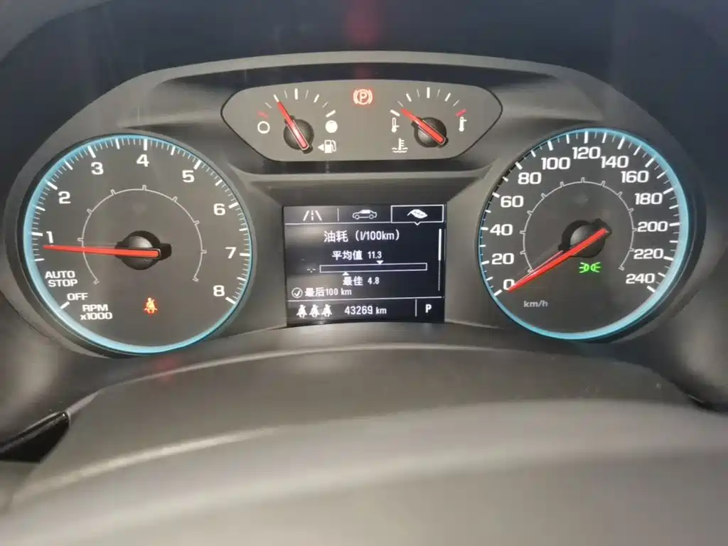 Chevrolet Equinox — миниатюра 12