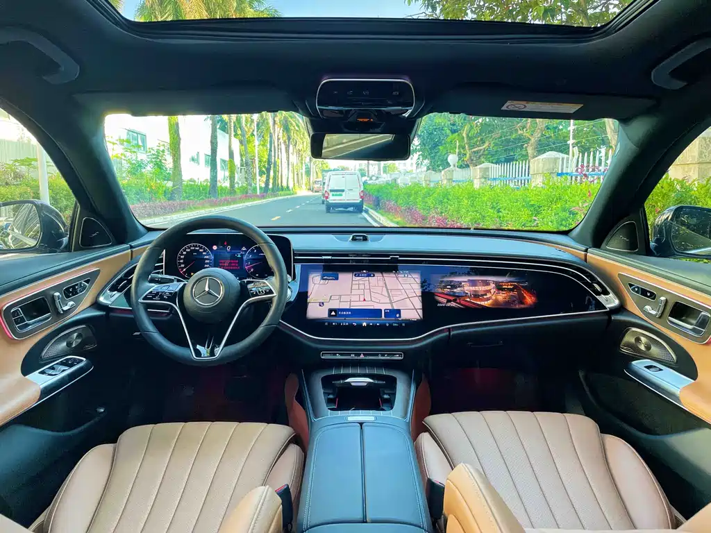 Mercedes-Benz E-Class — миниатюра 5