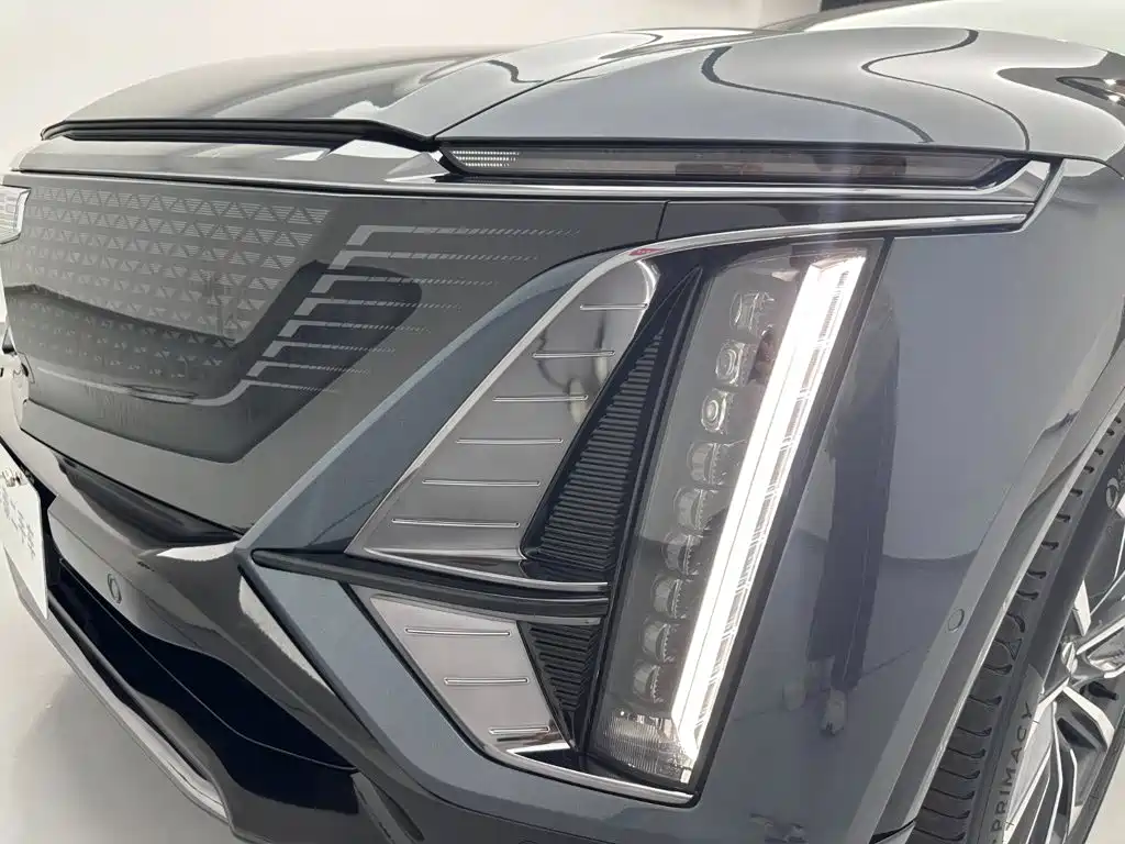 Cadillac Lyriq — миниатюра 30