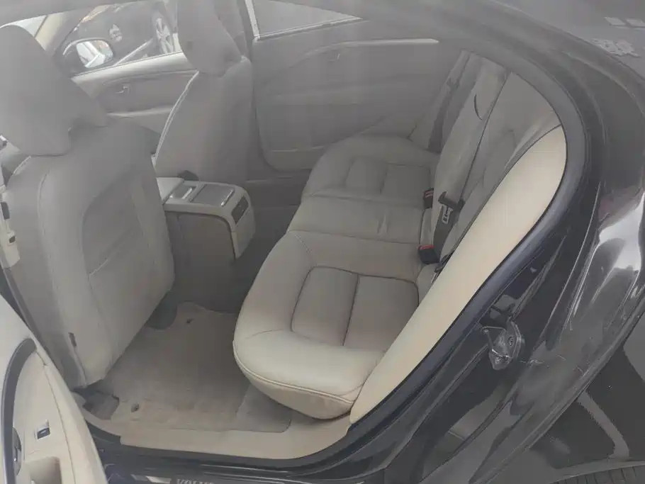 Volvo S80L — миниатюра 11