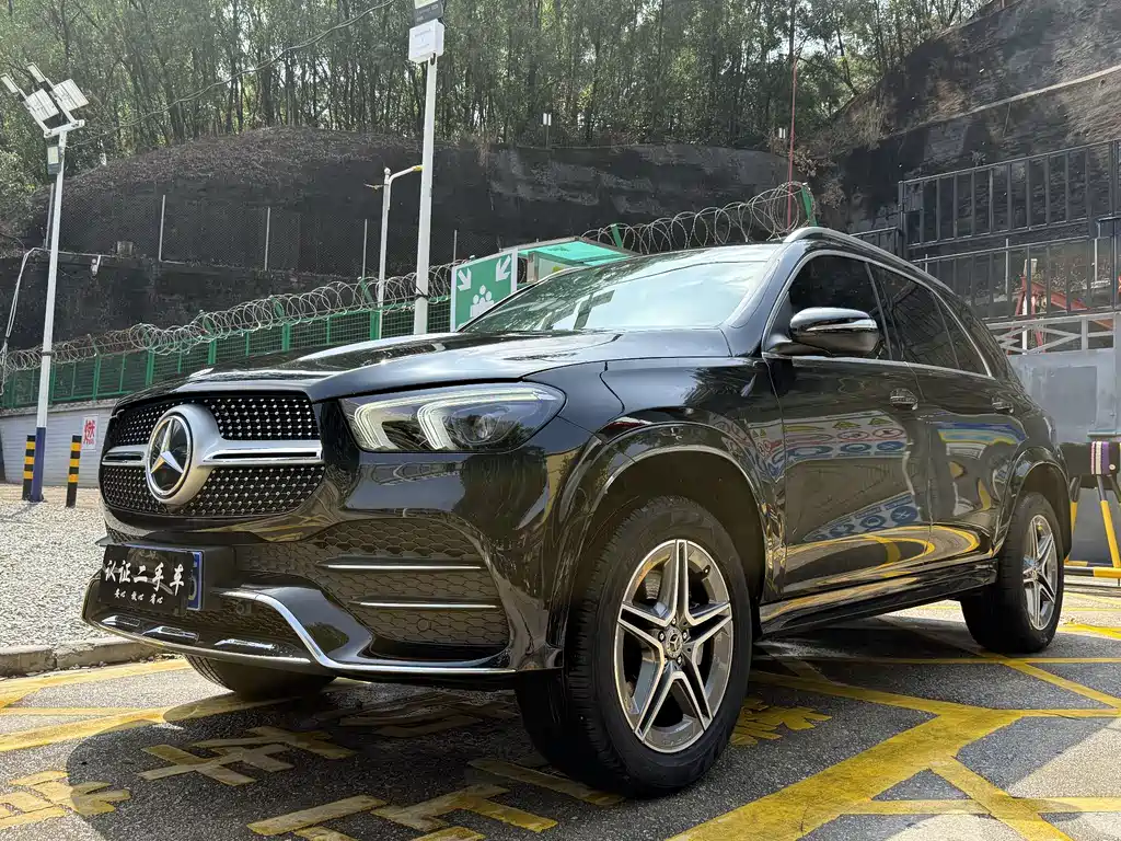 Mercedes-Benz GLE 2021