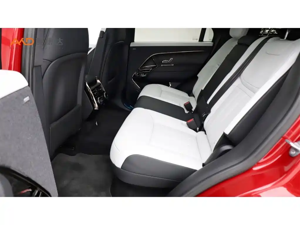 Land Rover Sport PHEV — миниатюра 7