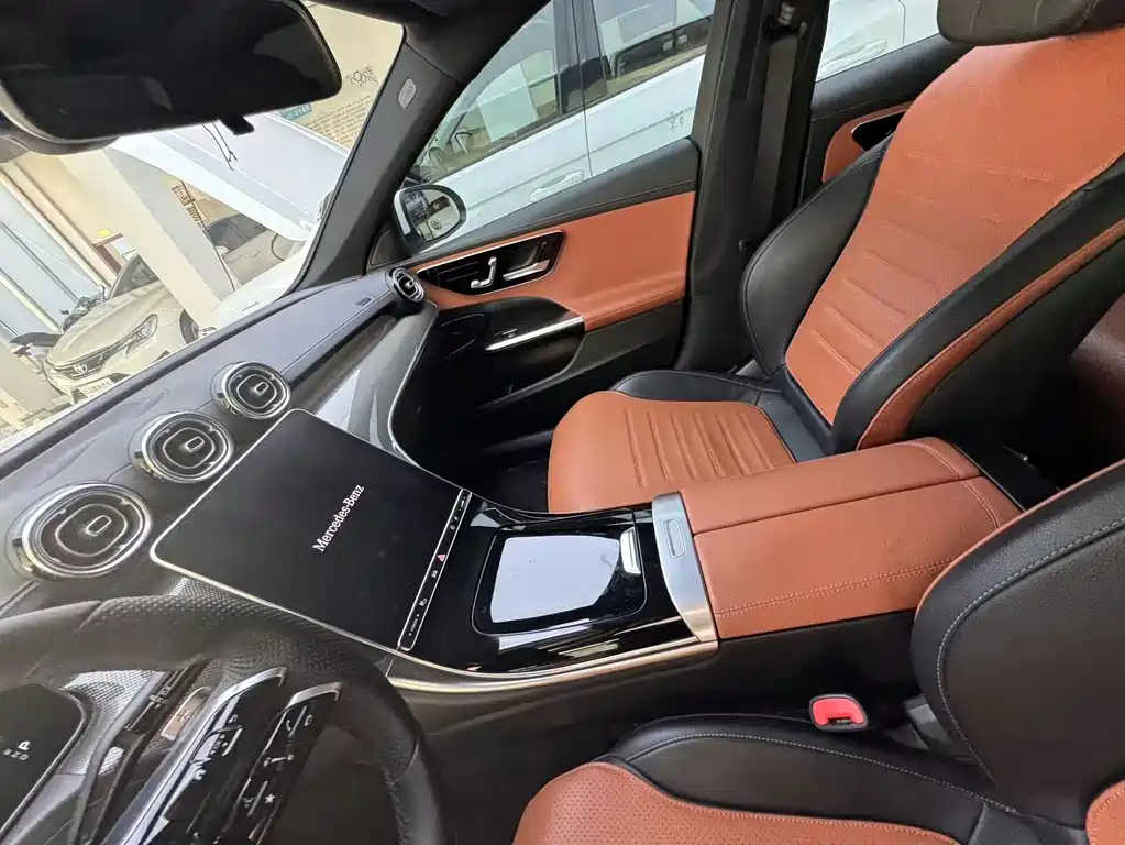 Mercedes-Benz C-Class — миниатюра 10