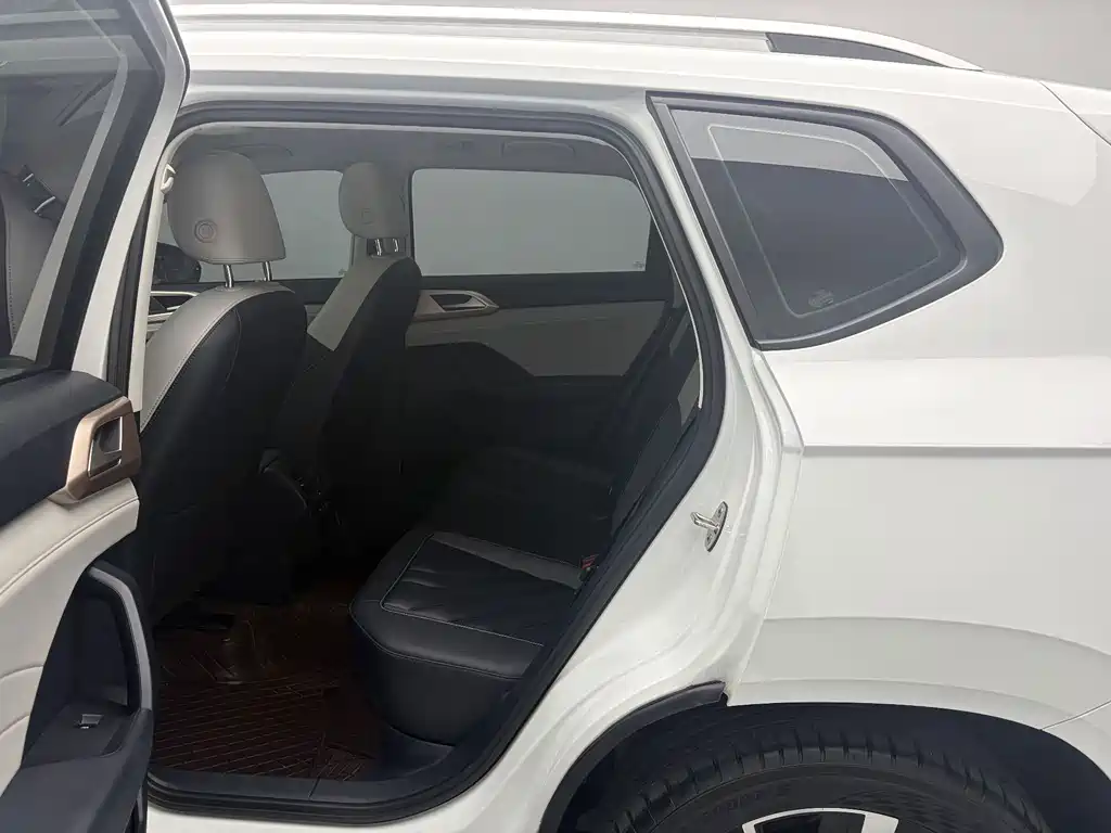 Volkswagen Tharu - фото 13