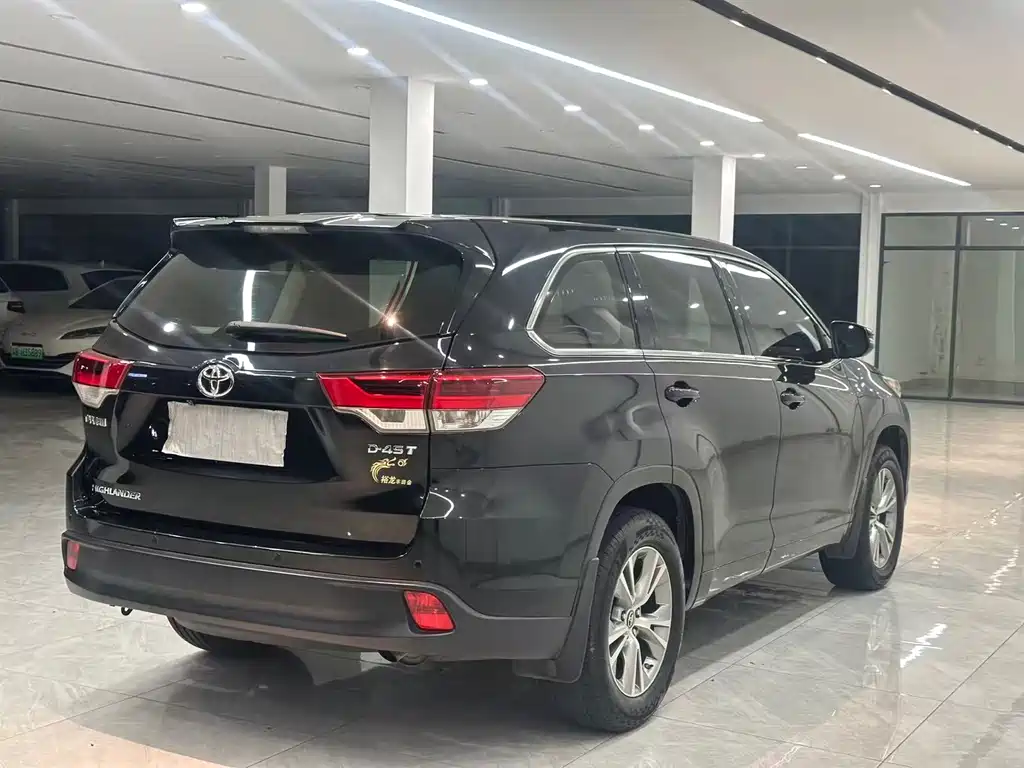 Toyota Highlander — миниатюра 6