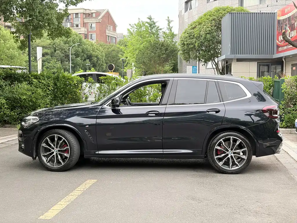 BMW X3 — миниатюра 17