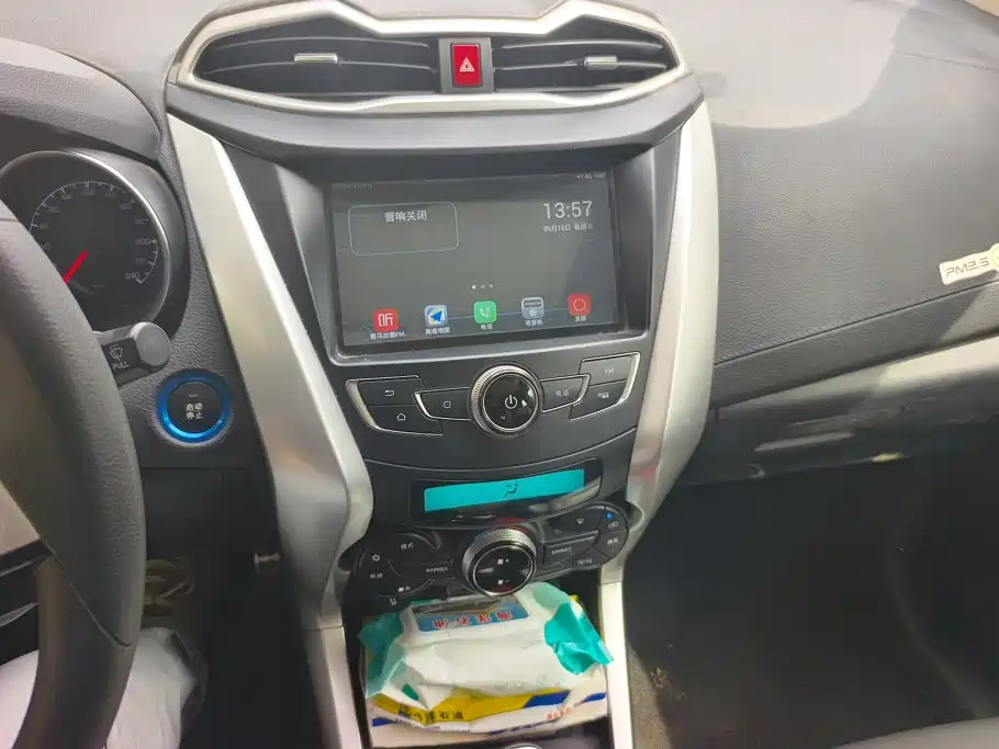 BYD Yuan EV — миниатюра 13
