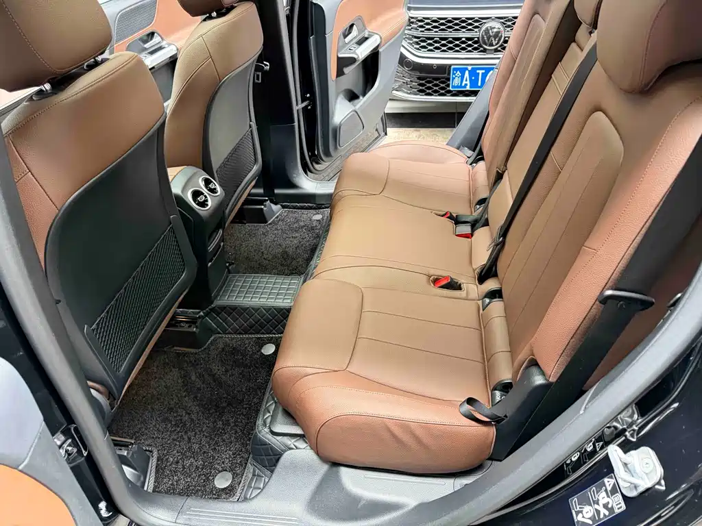 Mercedes-Benz GLB — миниатюра 12