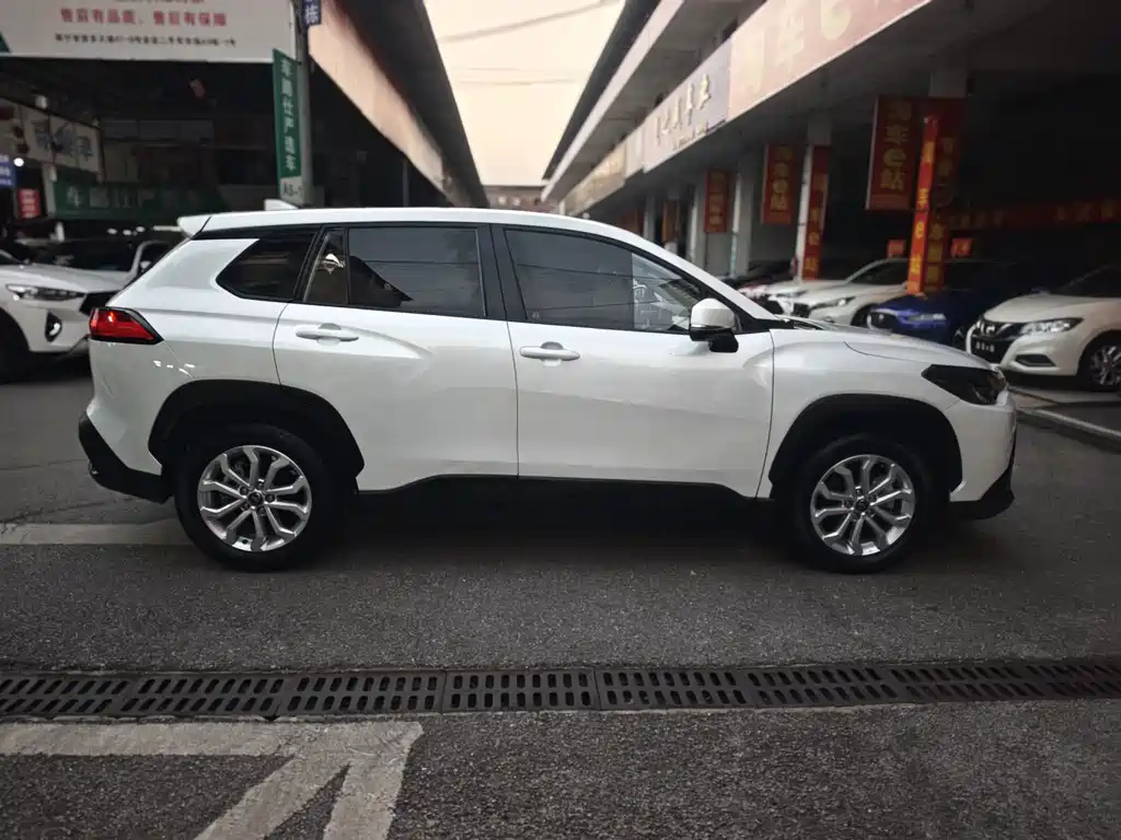 Toyota Frontlander — миниатюра 4