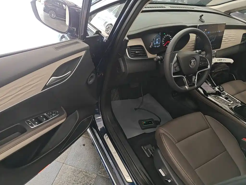 BYD MAX New Energy — миниатюра 16