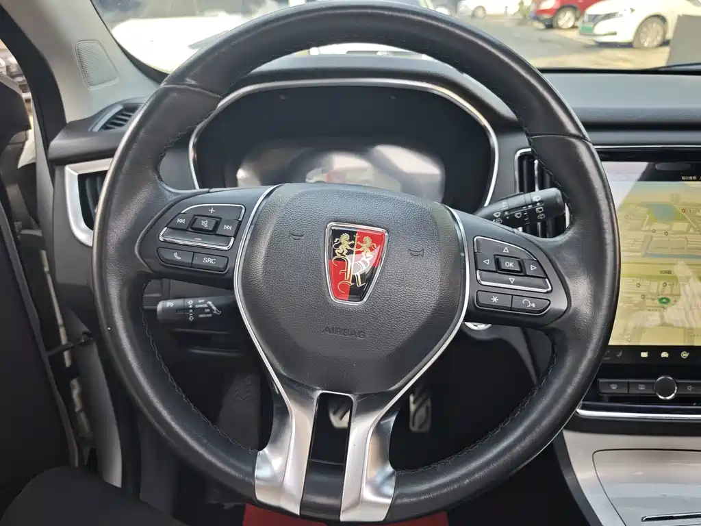 Roewe RX5 New Energy — миниатюра 5