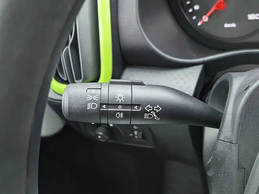 Roewe Clever — миниатюра 21