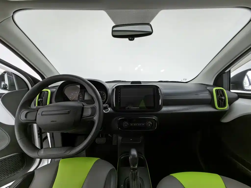 Roewe Clever — миниатюра 5