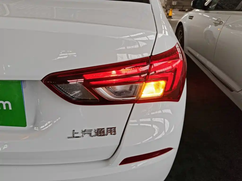 Buick Excelle — миниатюра 24