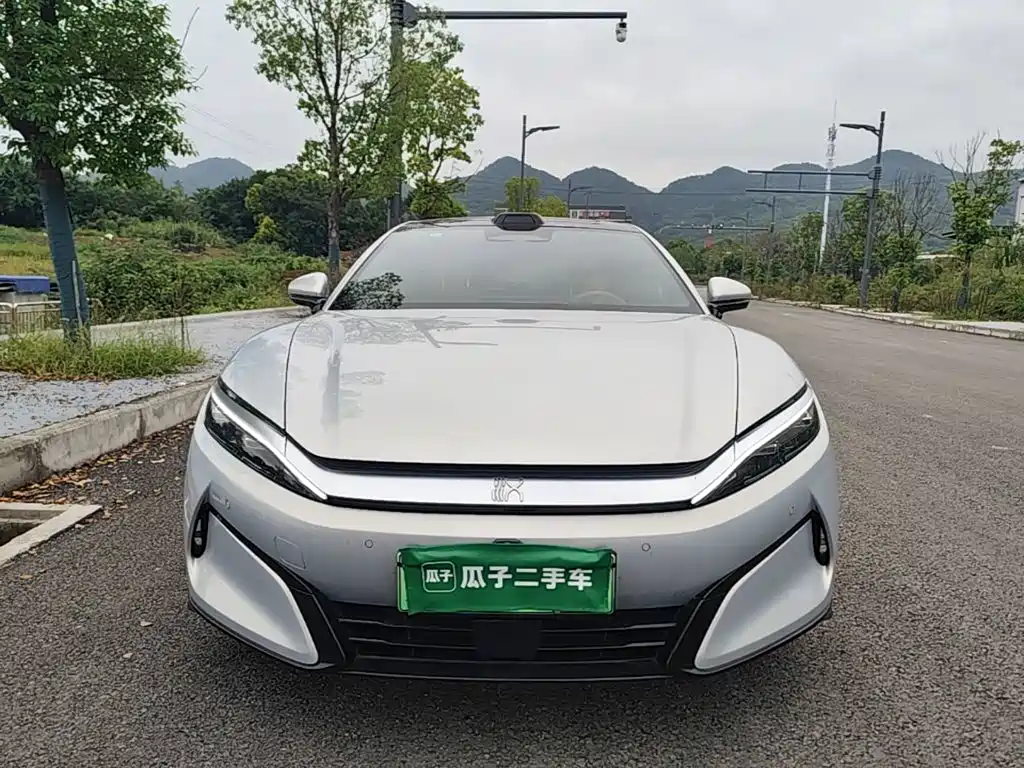BYD Han L — миниатюра 3