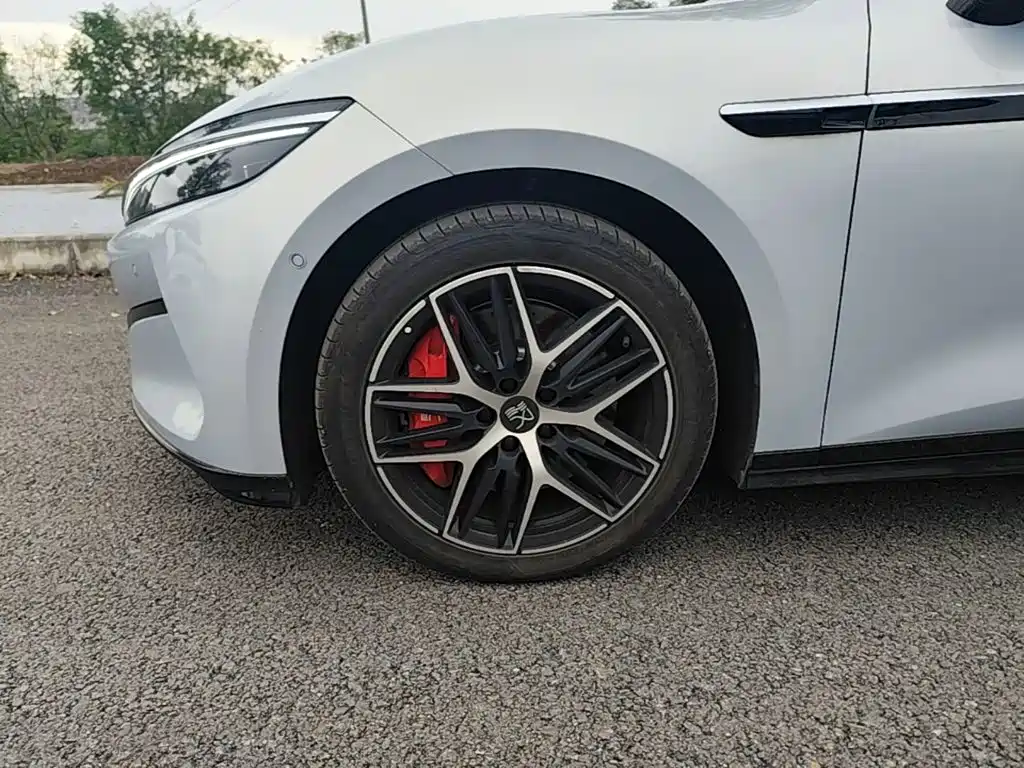 BYD Han L — миниатюра 23