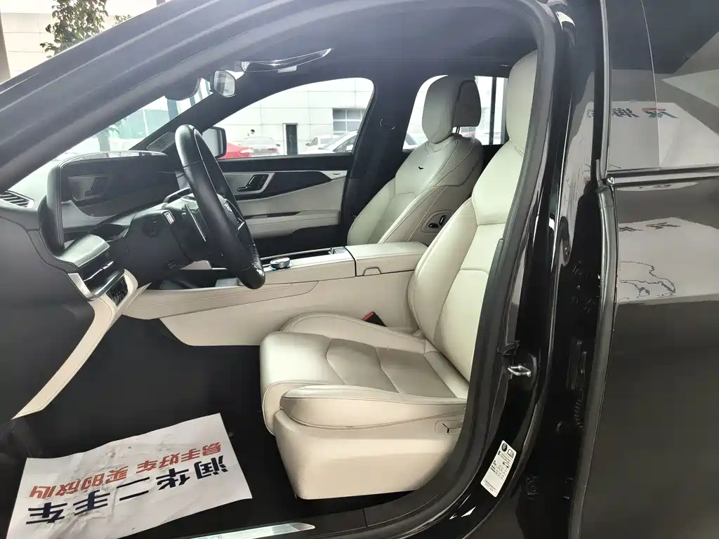 Cadillac CT6 — миниатюра 6