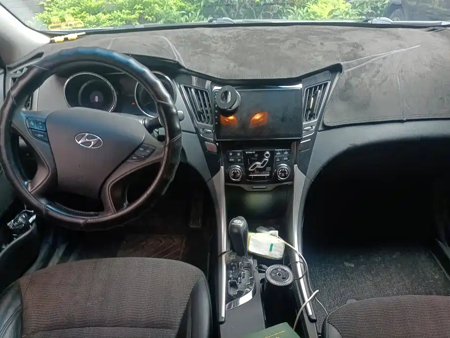 Hyundai Sonata — миниатюра 12
