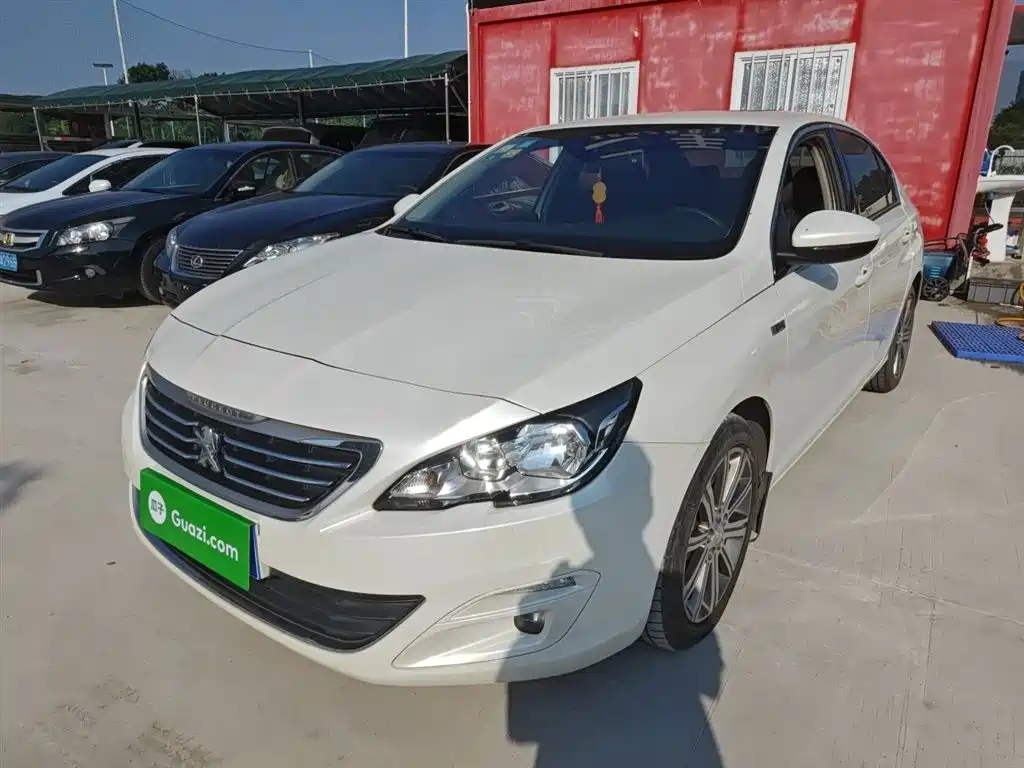 Peugeot 408 2015