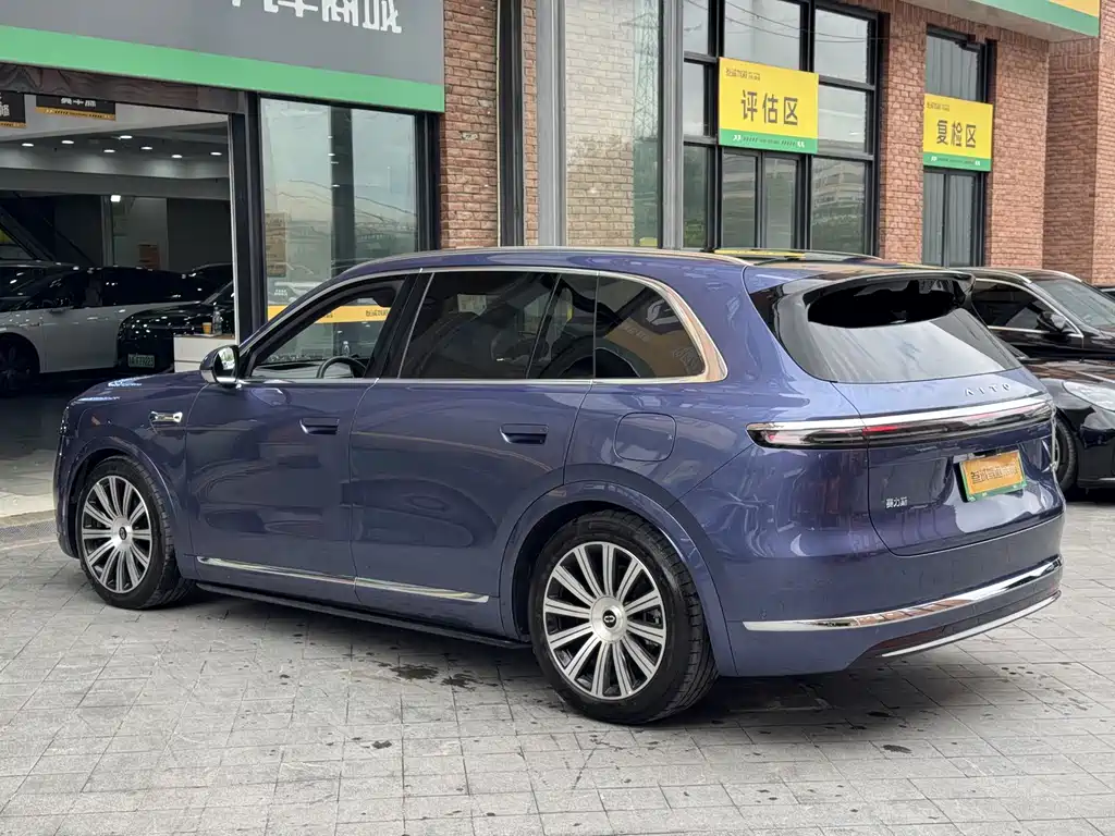 AITO AITO M7 — миниатюра 5