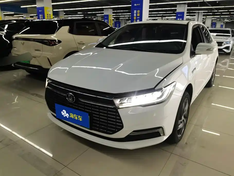 BYD Qin NEV