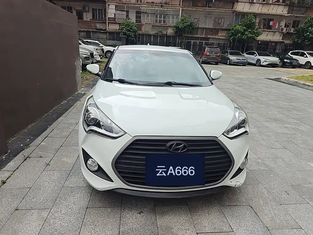 Hyundai Veloster — миниатюра 2
