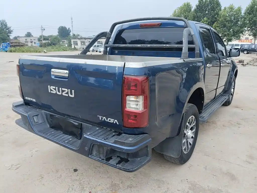 Isuzu TAGA Daga — миниатюра 7