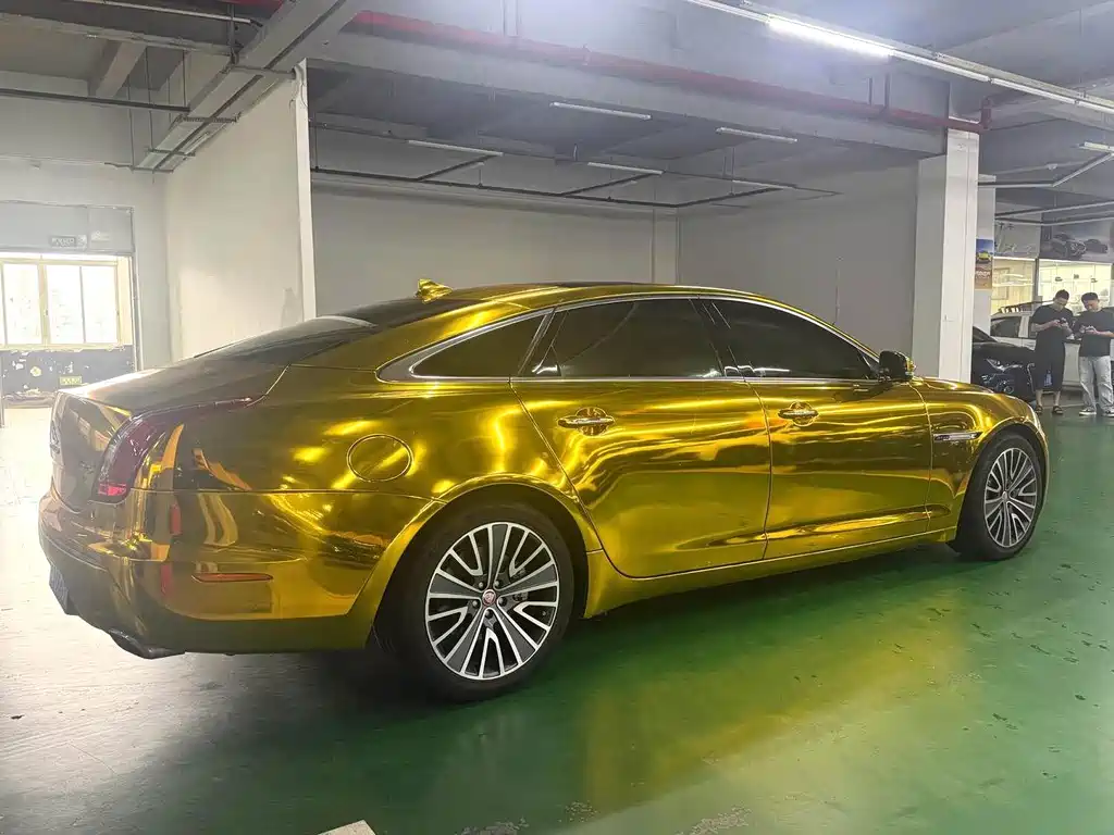 Jaguar XJ — миниатюра 10