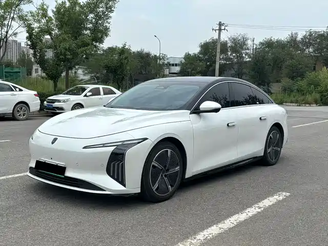 2024 Forthing Xinghai S7