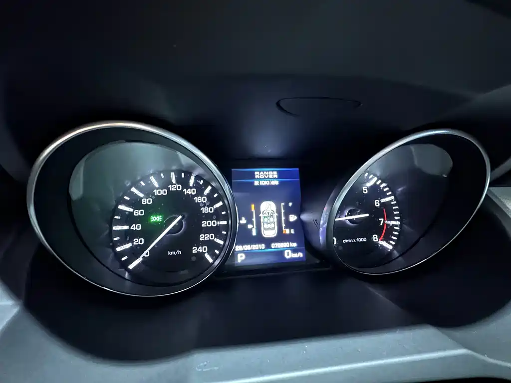 Land Rover Evoque (Import) — миниатюра 17