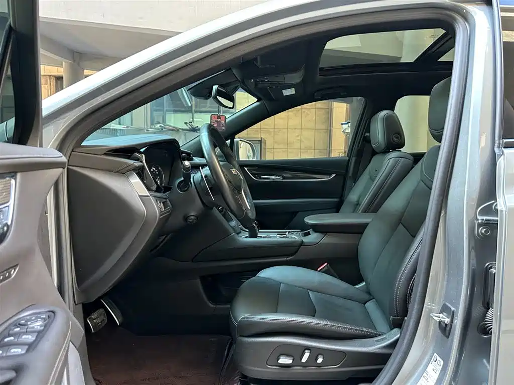 Cadillac XT5 2022 2.0T Luxury