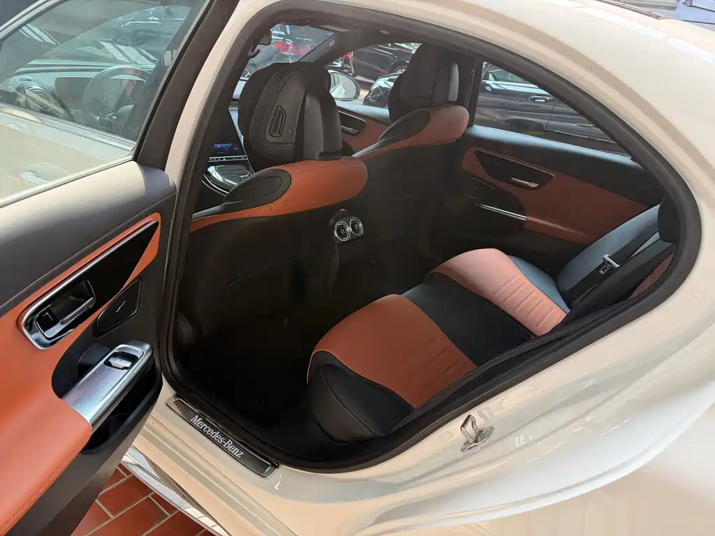 Mercedes-Benz C-Class New Energy — миниатюра 7