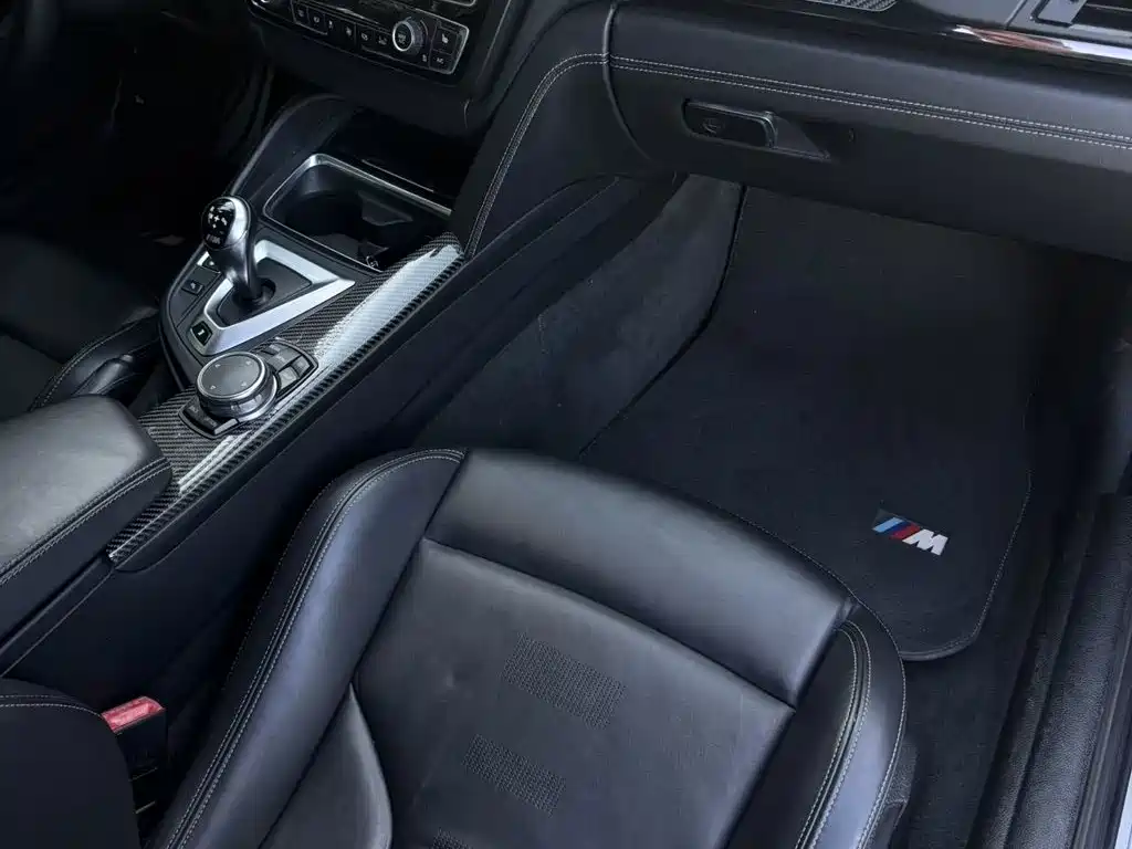 BMW M4 M4 2-door Coupe, фото 8