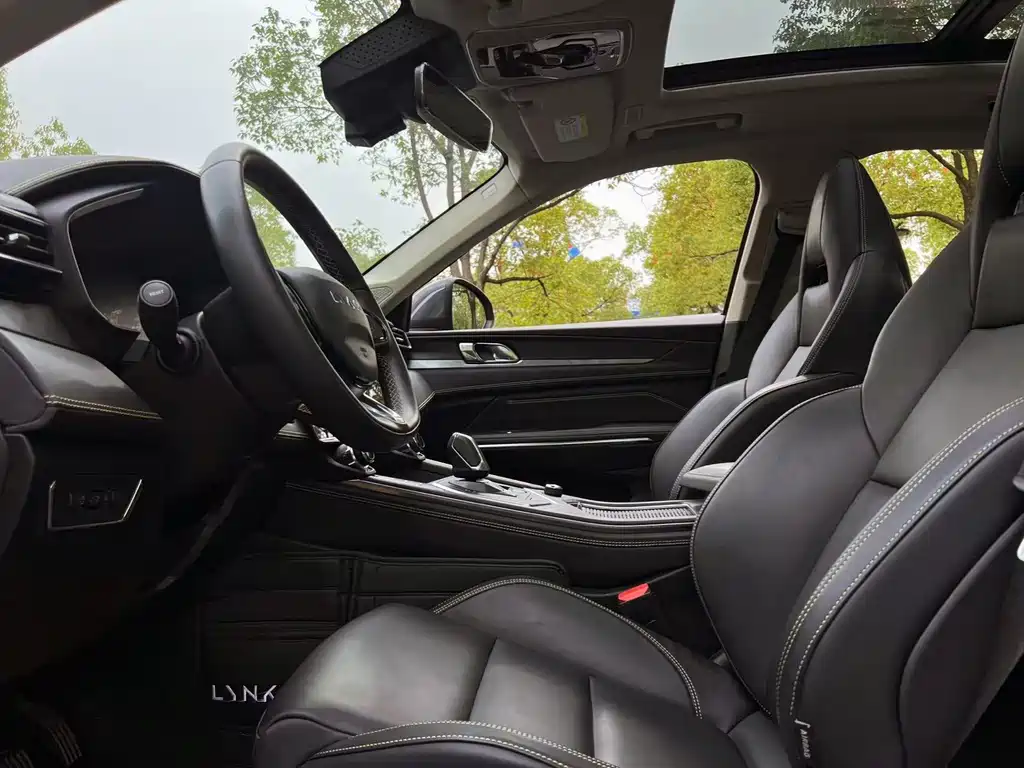 LYNK 01