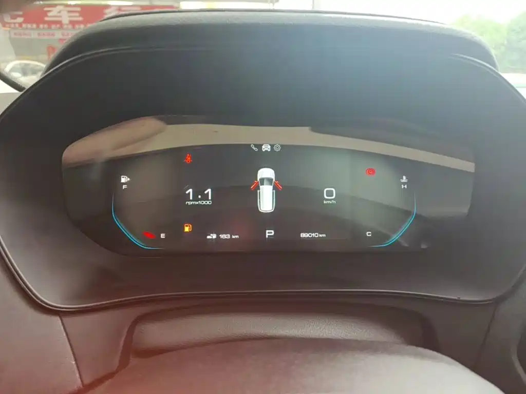 Wuling Victory — миниатюра 12