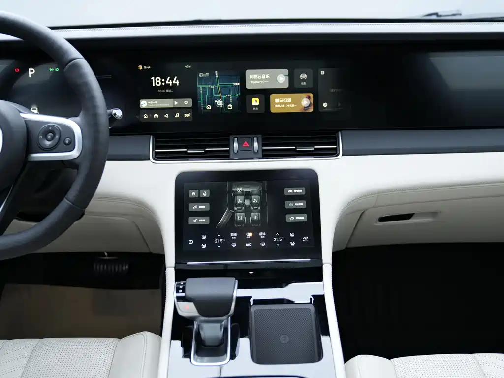 Li Auto ONE 2020 6 мест