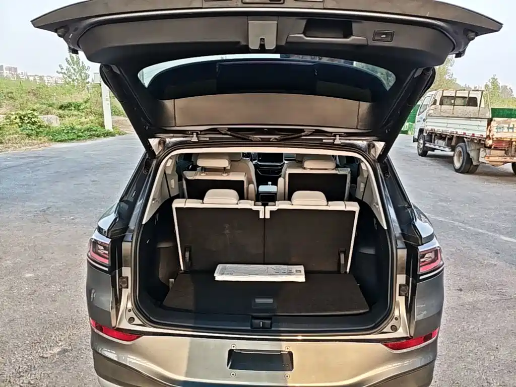Volkswagen ID.6 X — миниатюра 19
