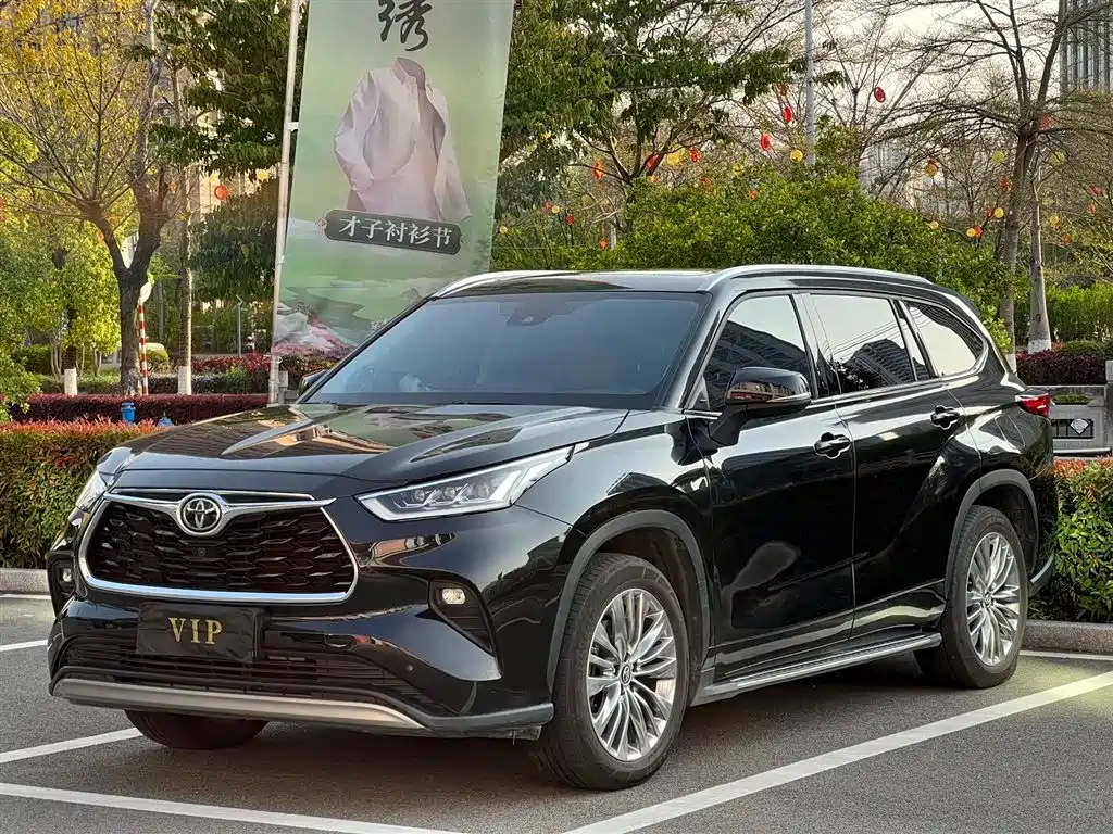 Toyota Highlander 2024 380T 7 мест