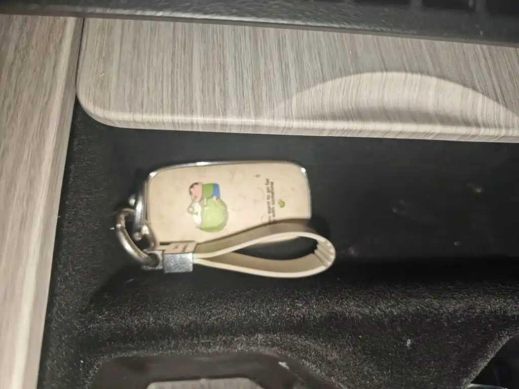 Galaxy Galaxy E8 — миниатюра 9
