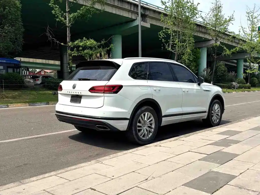 Volkswagen Touareg 2019 2.0TSI VI