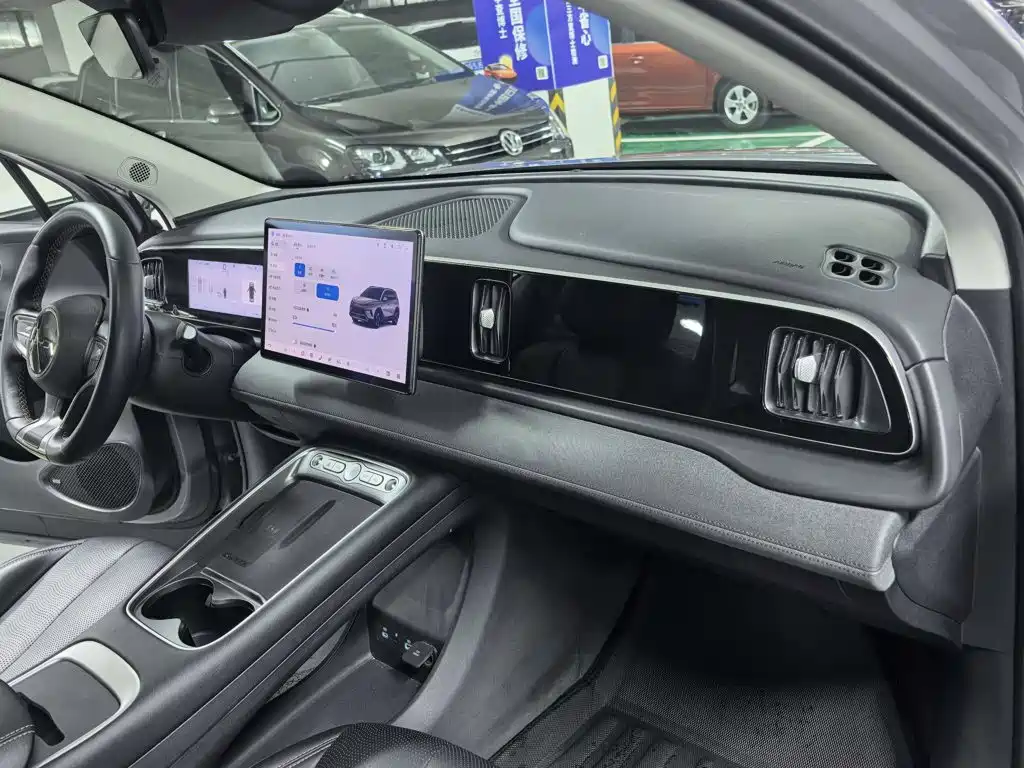 BYD Sealion 05 EV — миниатюра 4